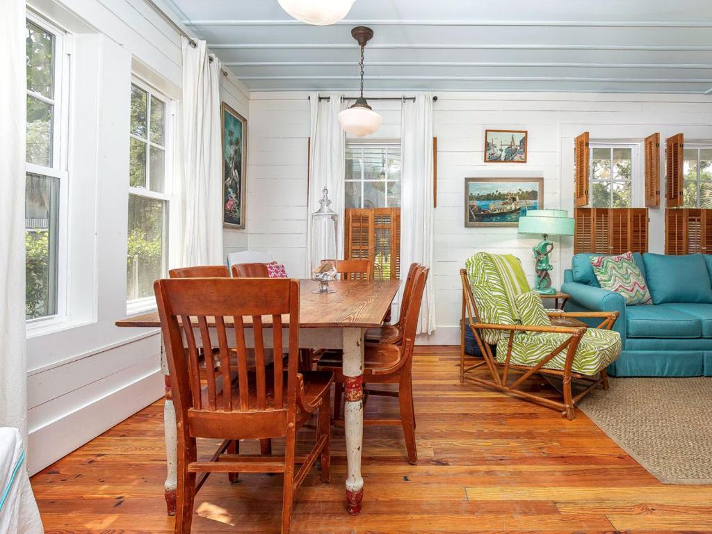 Breeze Inn Tybee Island Bagian luar foto