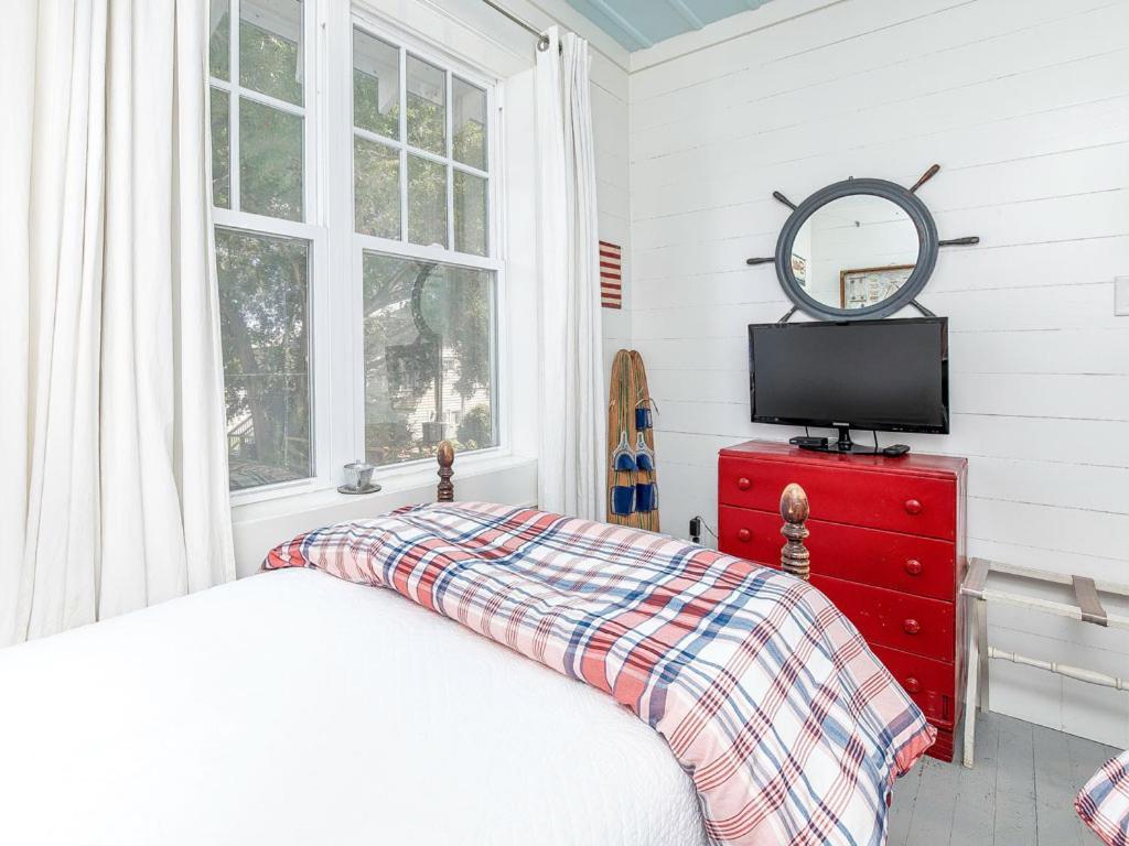 Breeze Inn Tybee Island Bagian luar foto