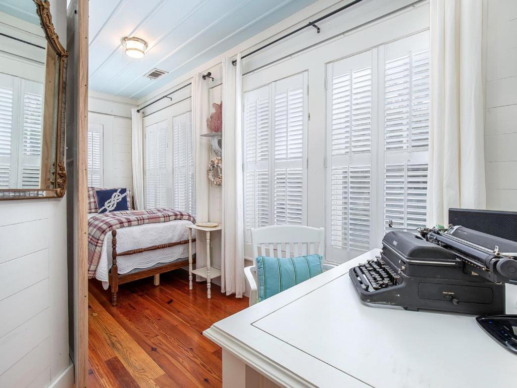 Breeze Inn Tybee Island Bagian luar foto