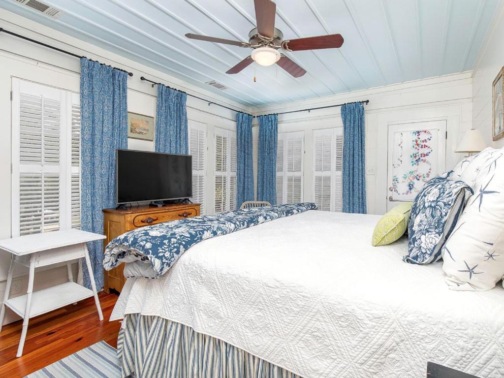 Breeze Inn Tybee Island Bagian luar foto
