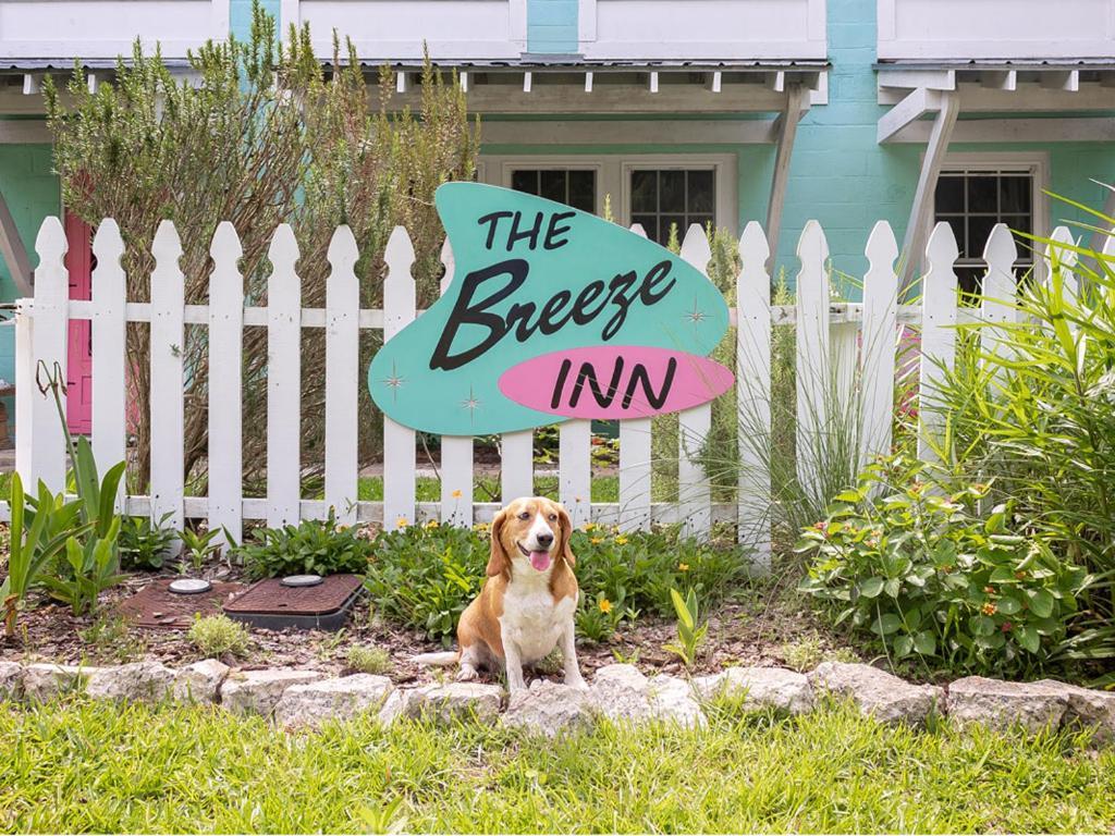 Breeze Inn Tybee Island Bagian luar foto